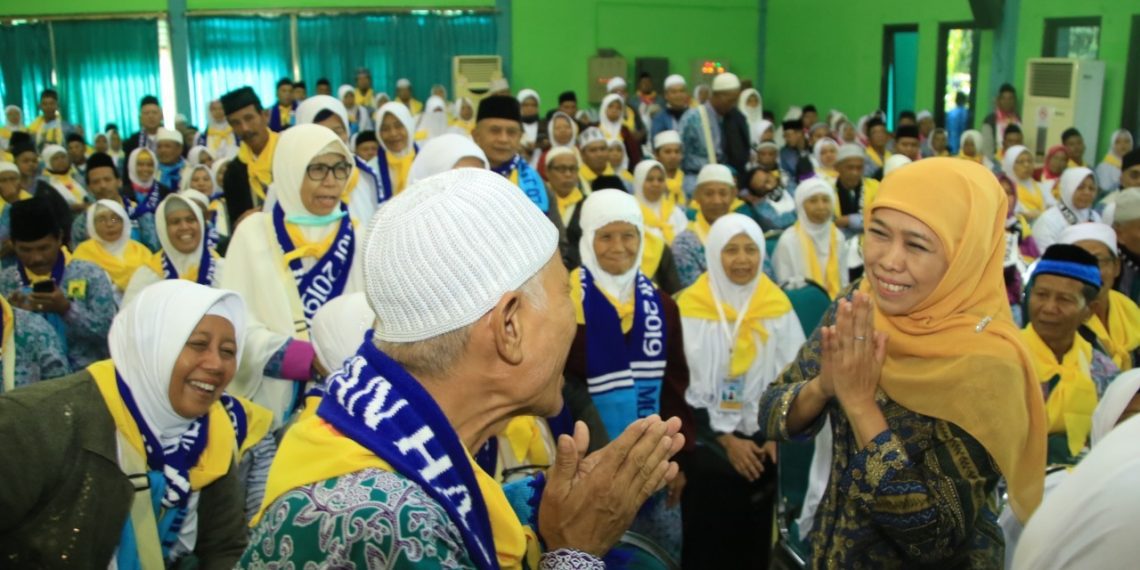 Gubernur Jatim Ingatkan Calon Jamaah Haji Lengkapi Vaksinasi